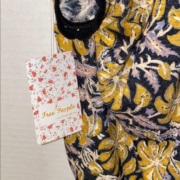 🆕Free People Women’s Top - Picture 4 of 6